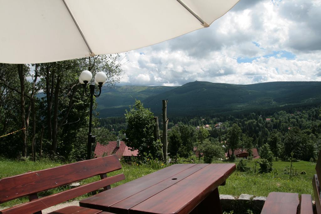 Czajka Bed & Breakfast ชกลาร์สกา ปอเรมบา ภายนอก รูปภาพ